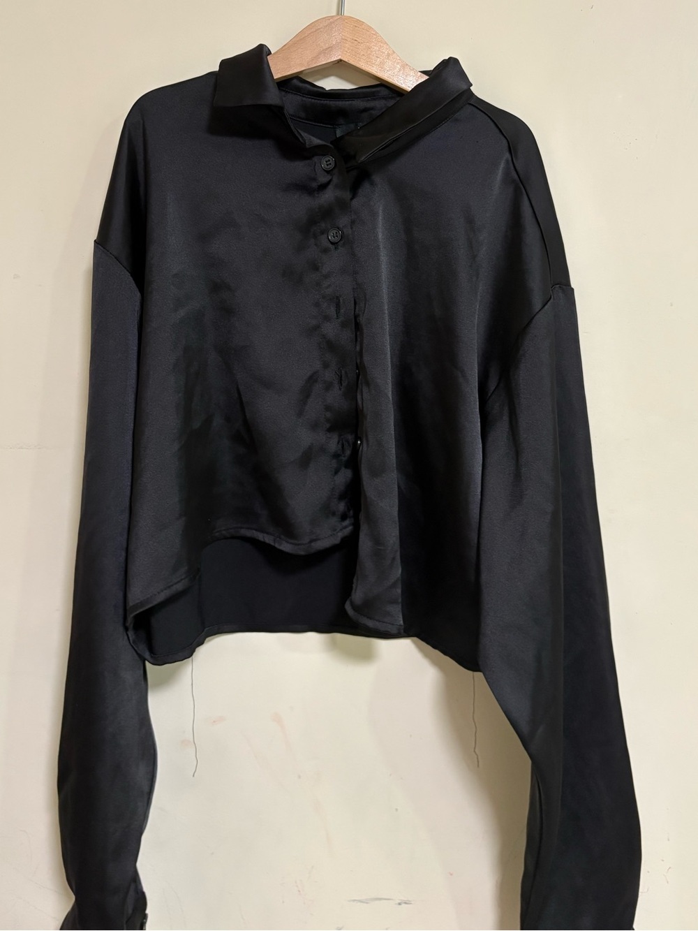 Forever 21 Black Satin Cropped Button-Up Jacket